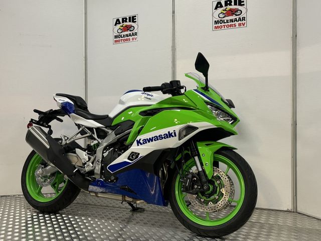 kawasaki - ninja-zx-4rr