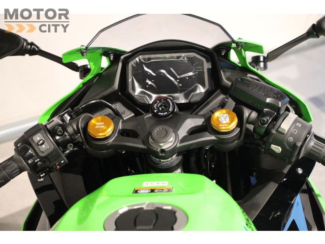 kawasaki - ninja-zx-4rr