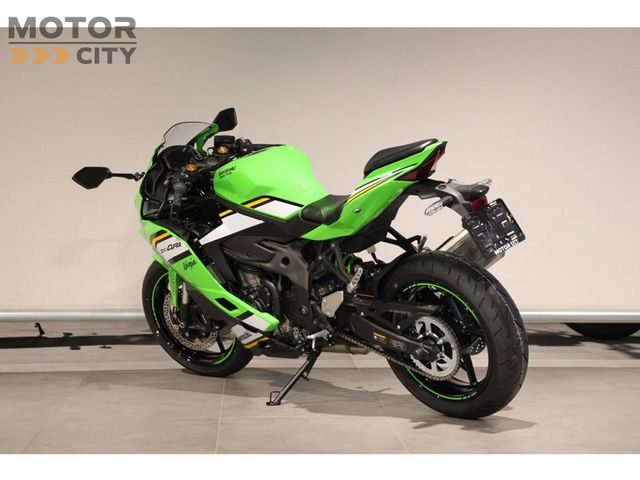 kawasaki - ninja-zx-4rr