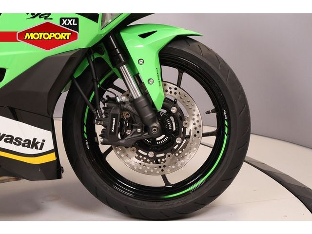 kawasaki - ninja-zx-4rr