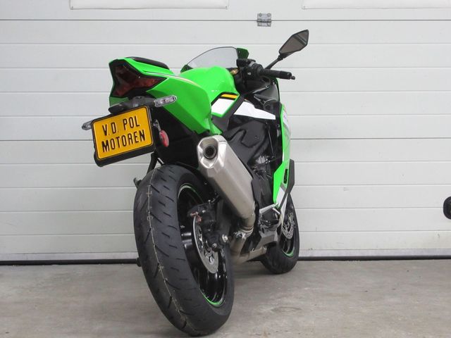 kawasaki - ninja-zx-4rr