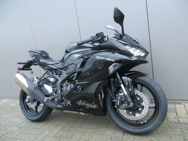 kawasaki - ninja-zx-4rr