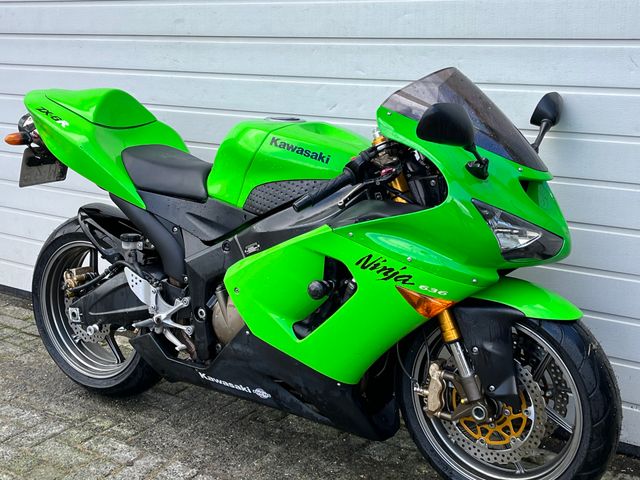 kawasaki - ninja-zx-6r