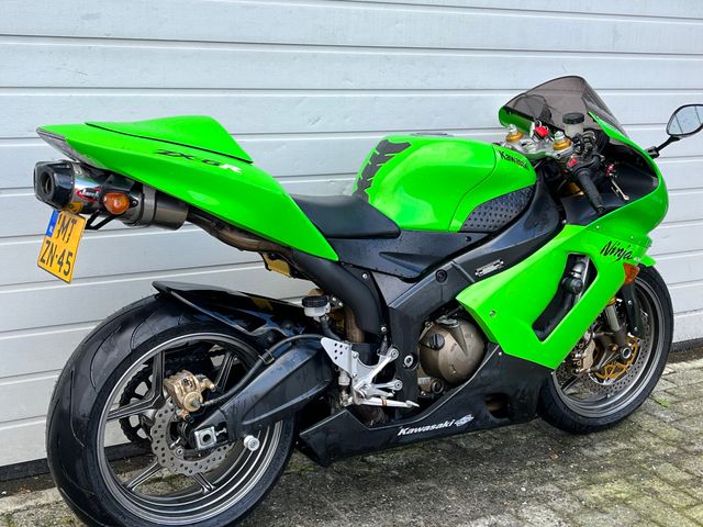 kawasaki - ninja-zx-6r