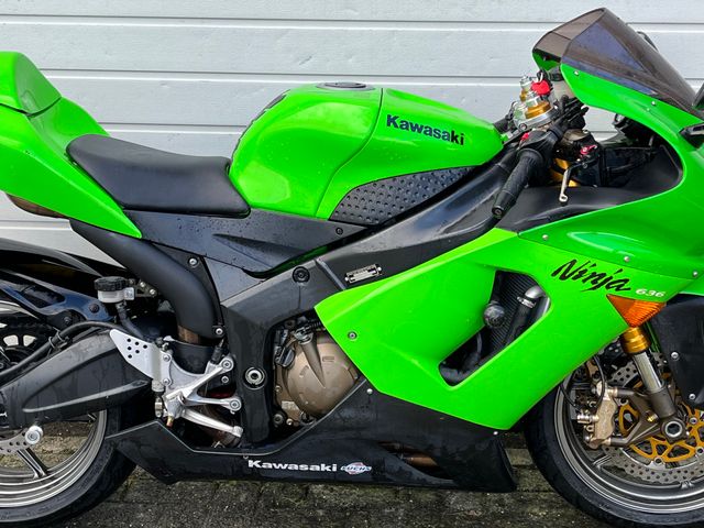 kawasaki - ninja-zx-6r