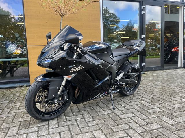 kawasaki - ninja-zx-6r