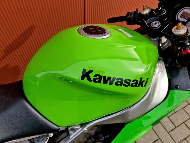 kawasaki - ninja-zx-6r