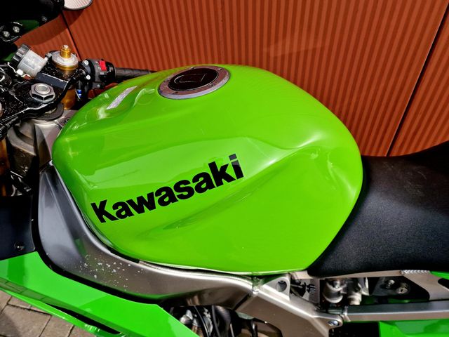 kawasaki - ninja-zx-6r