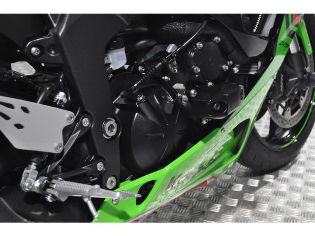 kawasaki - ninja-zx-6r