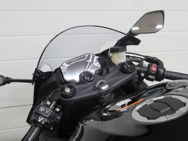 kawasaki - ninja-zx-6r