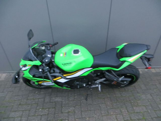 kawasaki - ninja-zx-6r