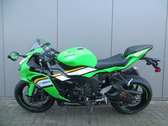 kawasaki - ninja-zx-6r