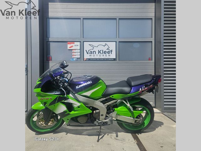 kawasaki - ninja-zx-6r