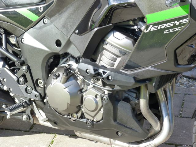 kawasaki - versys-1000