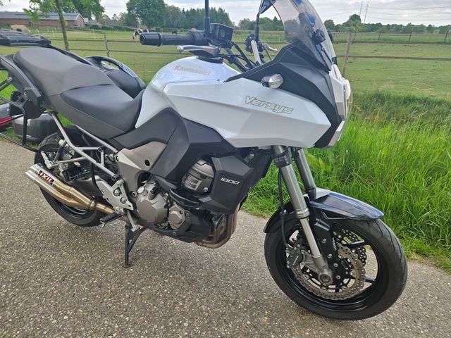kawasaki - versys-1000