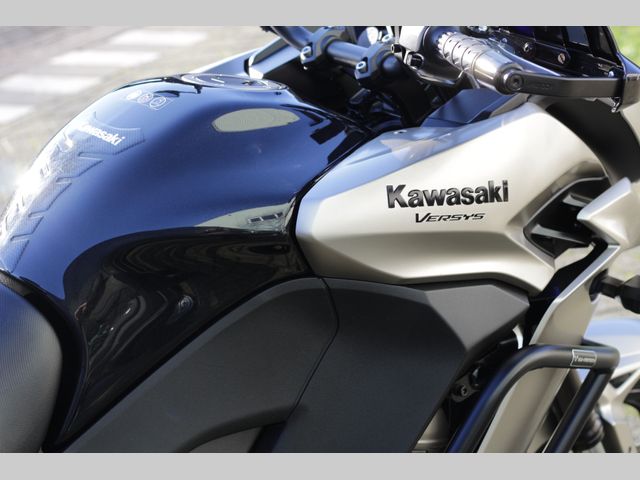 kawasaki - versys-1000-abs