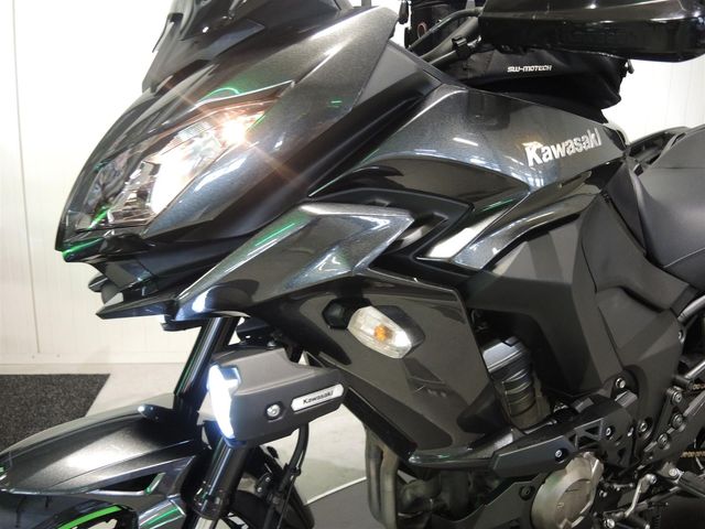 kawasaki - versys-1000-grand-tourer