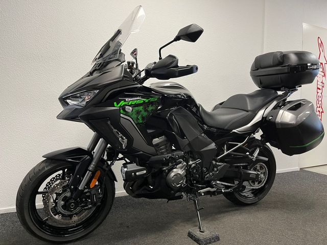 kawasaki - versys-1000-grand-tourer