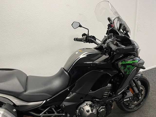 kawasaki - versys-1000-grand-tourer