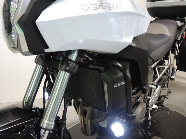 kawasaki - versys-1000-grand-tourer