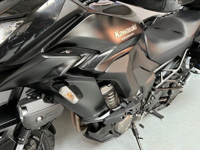 kawasaki - versys-1000-grand-tourer