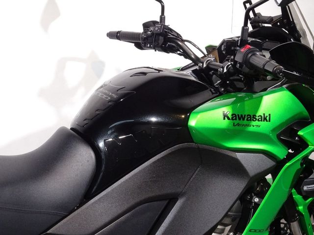 kawasaki - versys-1000-grand-tourer