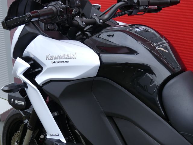 kawasaki - versys-1000-grand-tourer