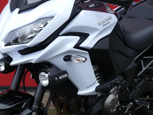 kawasaki - versys-1000-grand-tourer