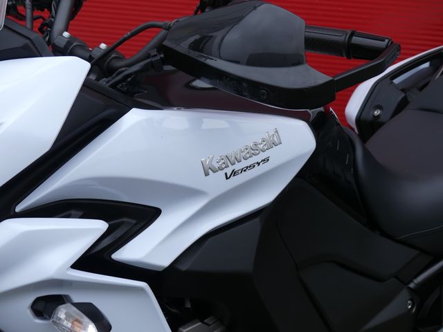 kawasaki - versys-1000-grand-tourer