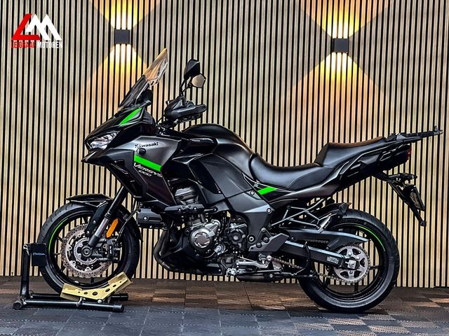 kawasaki - versys-1000-grand-tourer