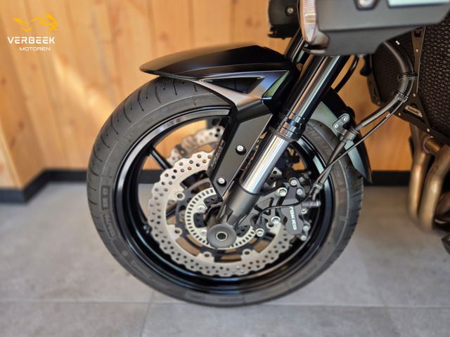 kawasaki - versys-1000-grand-tourer