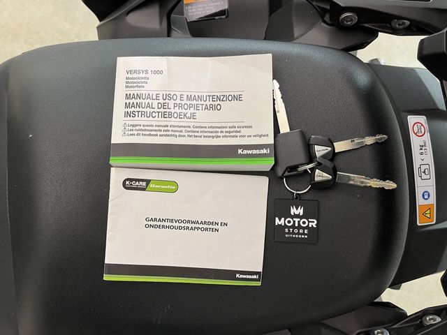 kawasaki - versys-1000-grand-tourer