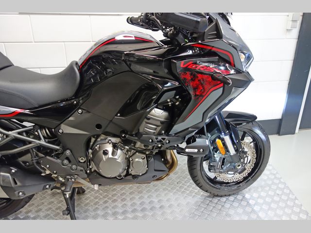 kawasaki - versys-1000-s-grand-tourer
