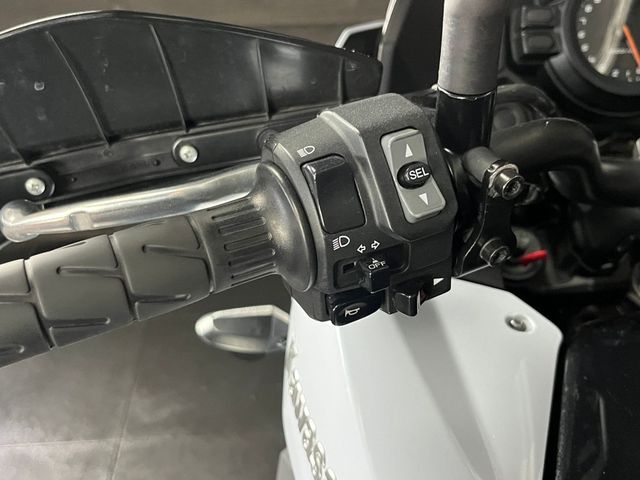 kawasaki - versys-1000-s-tourer