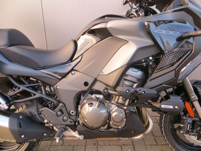 kawasaki - versys-1000-se-grand-tourer