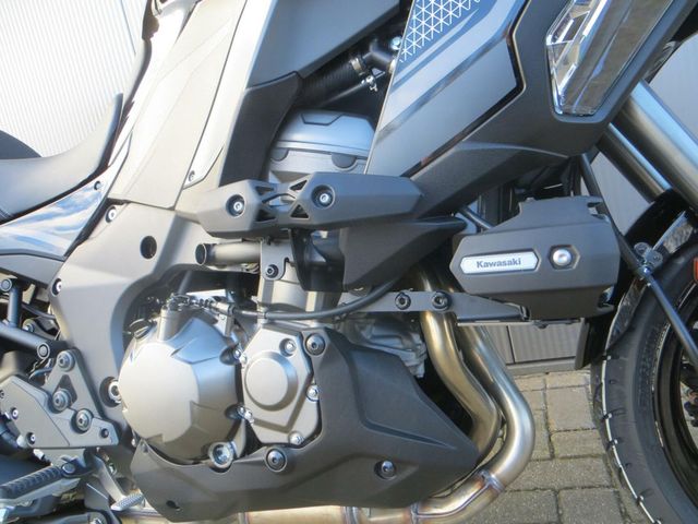 kawasaki - versys-1000-se-grand-tourer