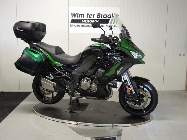 kawasaki - versys-1000-se-grand-tourer