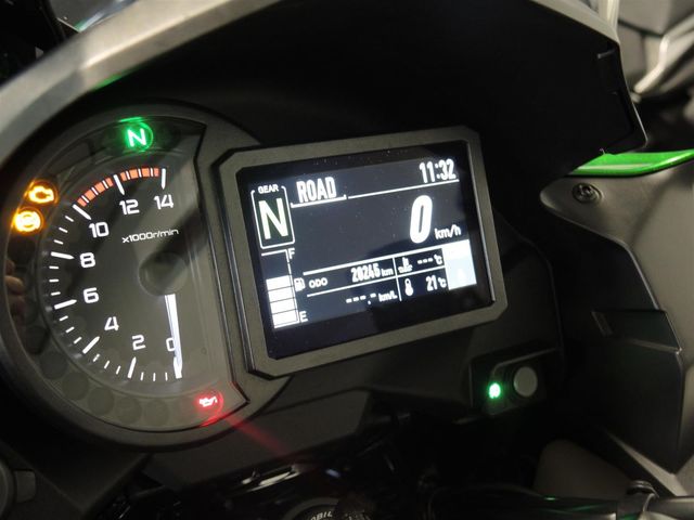 kawasaki - versys-1000-se-grand-tourer