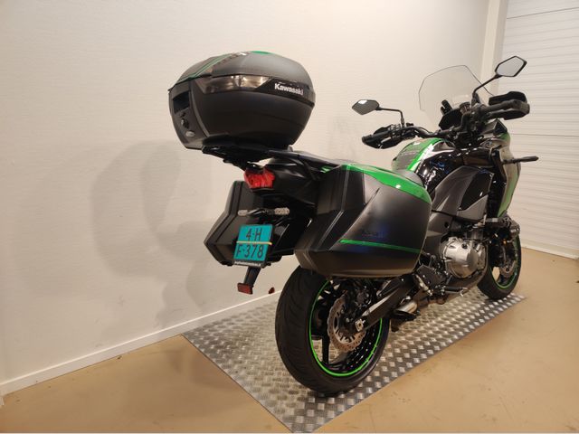 kawasaki - versys-1000-se-grand-tourer