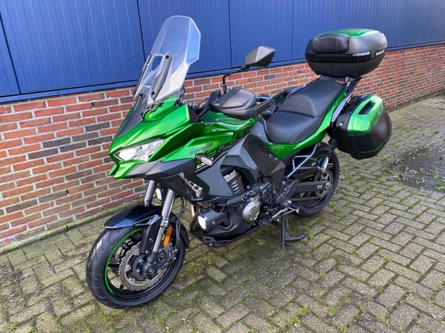 kawasaki - versys-1000-se-grand-tourer