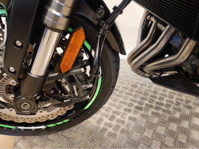 kawasaki - versys-1000-se-grand-tourer