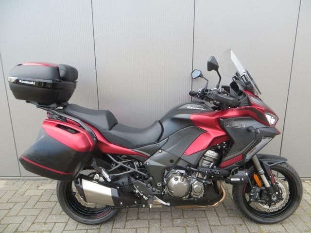 kawasaki - versys-1000-se-grand-tourer