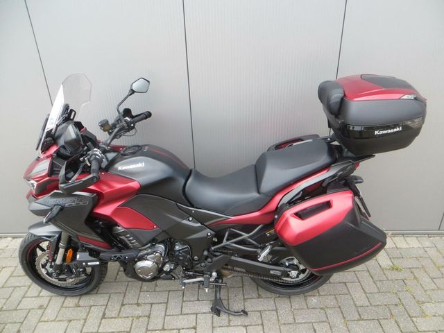 kawasaki - versys-1000-se-grand-tourer