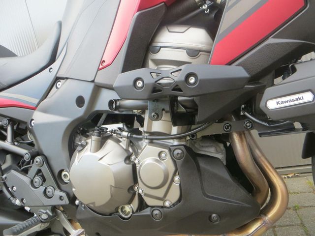 kawasaki - versys-1000-se-grand-tourer