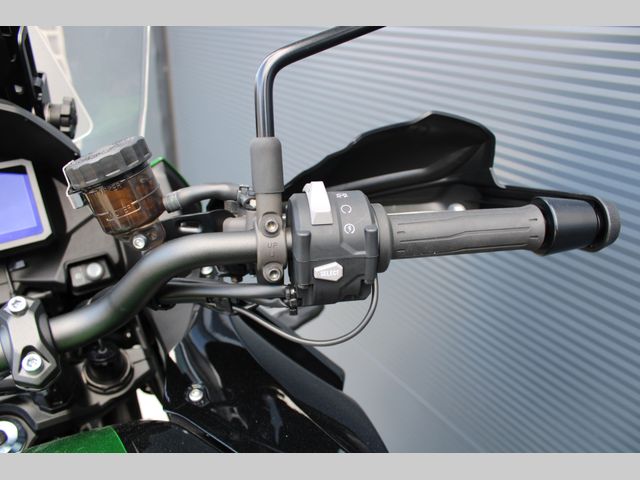 kawasaki - versys-1000-se-grand-tourer
