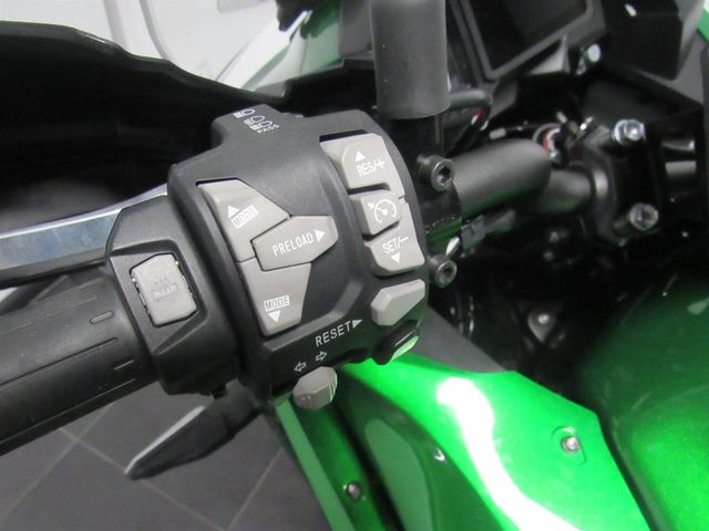 kawasaki - versys-1000-se-grand-tourer