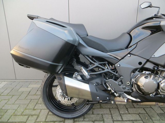 kawasaki - versys-1000-se-tourer