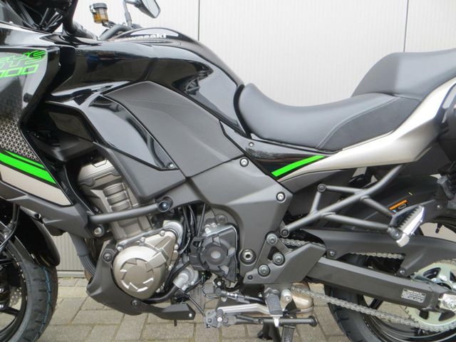 kawasaki - versys-1000-se-tourer