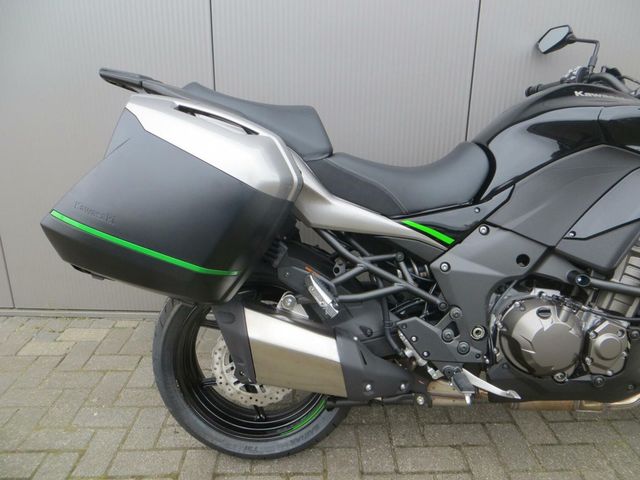 kawasaki - versys-1000-se-tourer