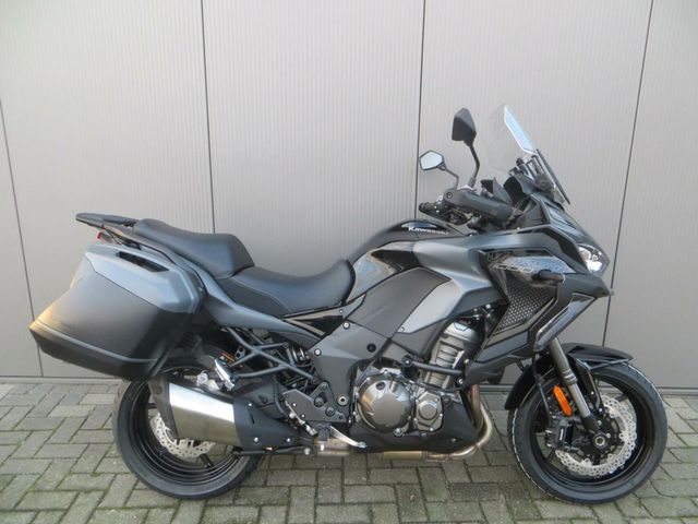 kawasaki - versys-1000-se-tourer